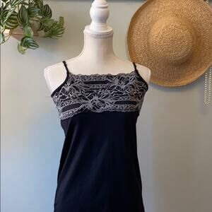 Boutique Essentials Black Camisole with White Lace Stitching Large